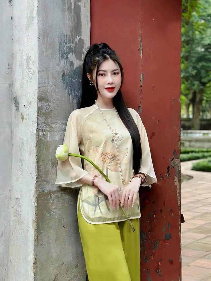 Set Ao Ba Ba Avocado Color- Pants Included G350