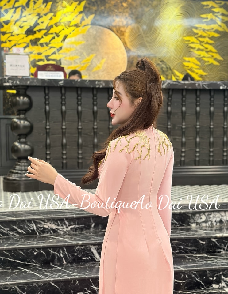 Set Ao Dai Lụa Thai Tuan Design with Crystal- Pink Pants include-DS35