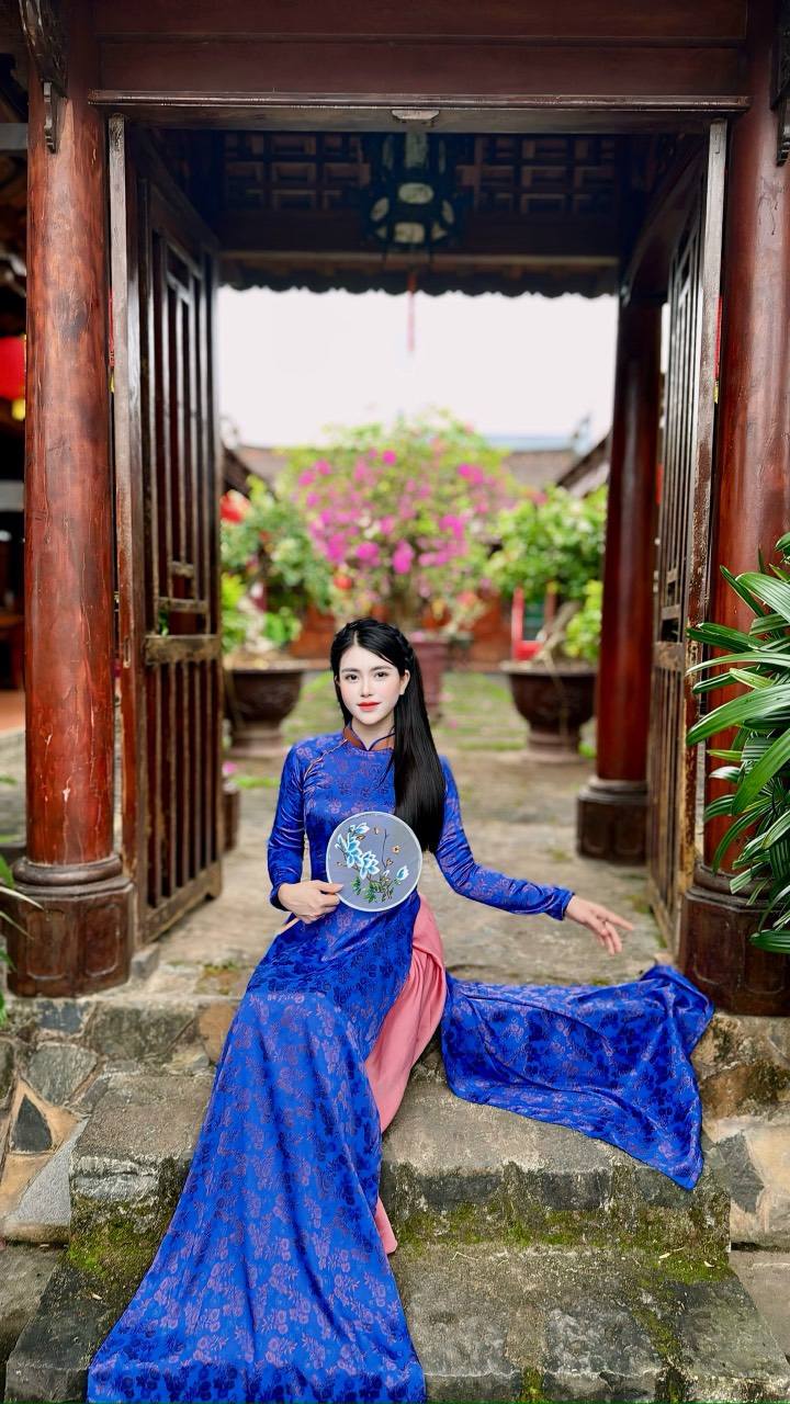 Ao Dai Gam Tơ Tam Thai Tuan Luxury Blue And Pink Color CT300