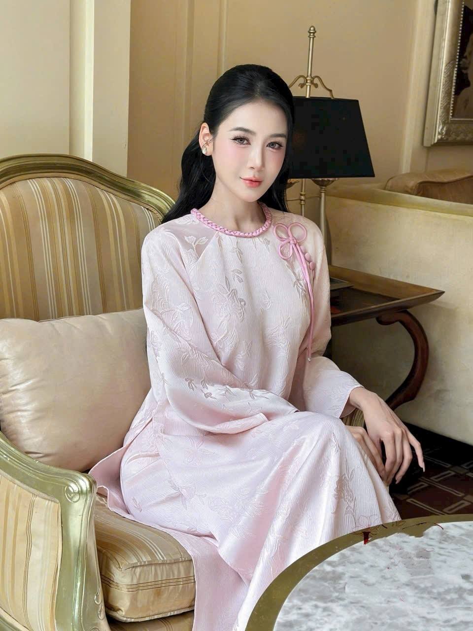 Set Ao Dai Gam Mem Theu/ Modern Ao Dai For Women with Pink Pants / Loose Style Trending Ao Dai Tet 2026/ B232