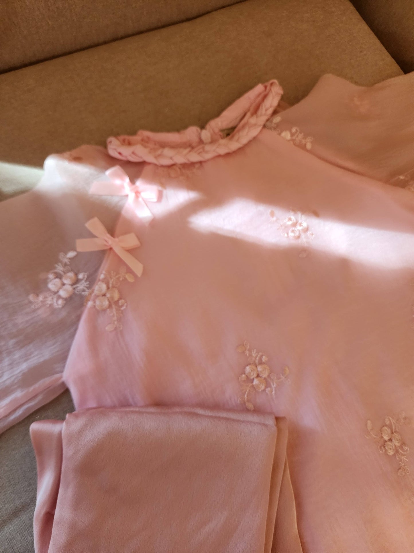 Girls Floral Ao Dai Set Pink Color/ Set embroidery patterns/ B82