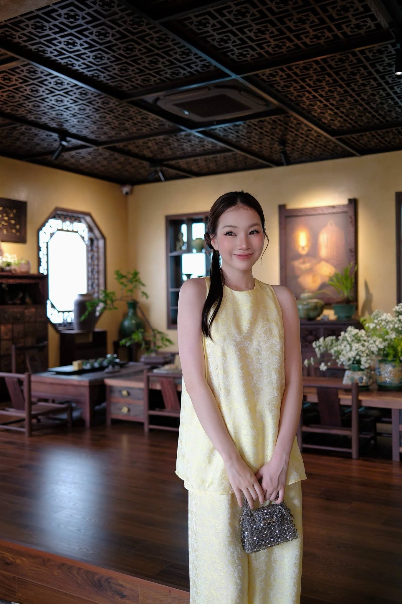 Ao Ba Ba Set: Modern Vietnamese Phap Phuc with Pants G266
