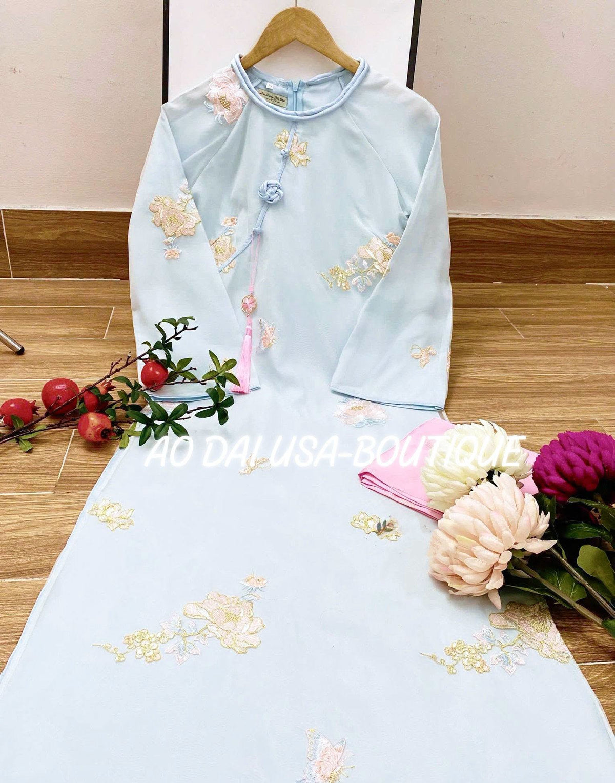 Light Blue Set Ao Dai Cach Tan/Ao Dai for Girls/ Ao Dai Vietnam/ Flared Long Sleeves Ao Dai Modern Vietnamese Dress with Pants CT299