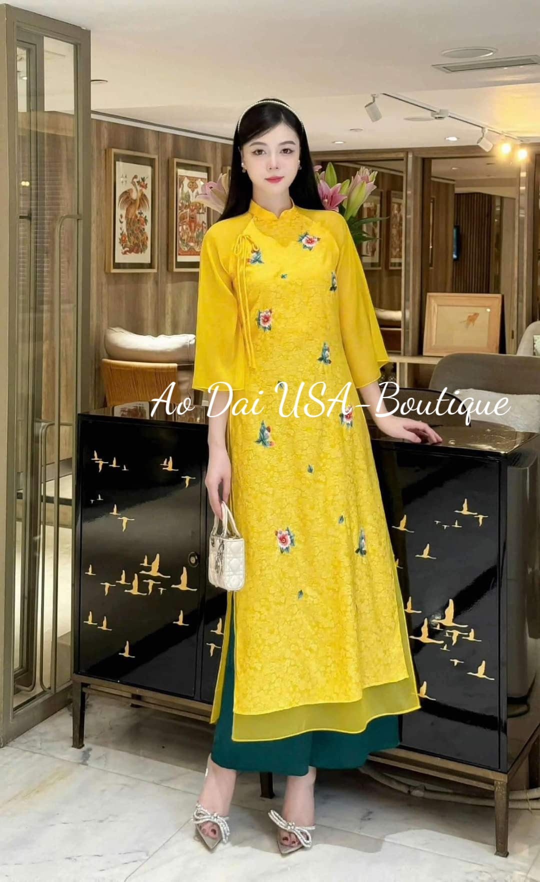 Set Ao Dai Cach Tan matching mom and girls- Pants included TT143