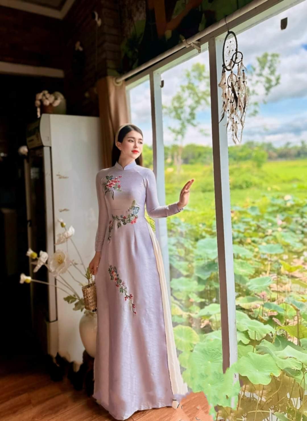 Ao Dai Lụa Van Go Embroidered B229