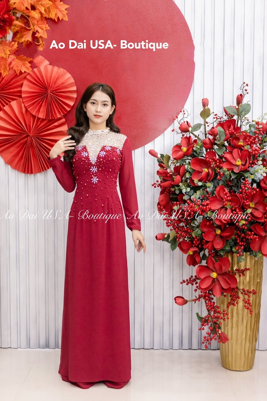 Chiffon Double Layers Ao Dai Set With Pearls And Crystal.