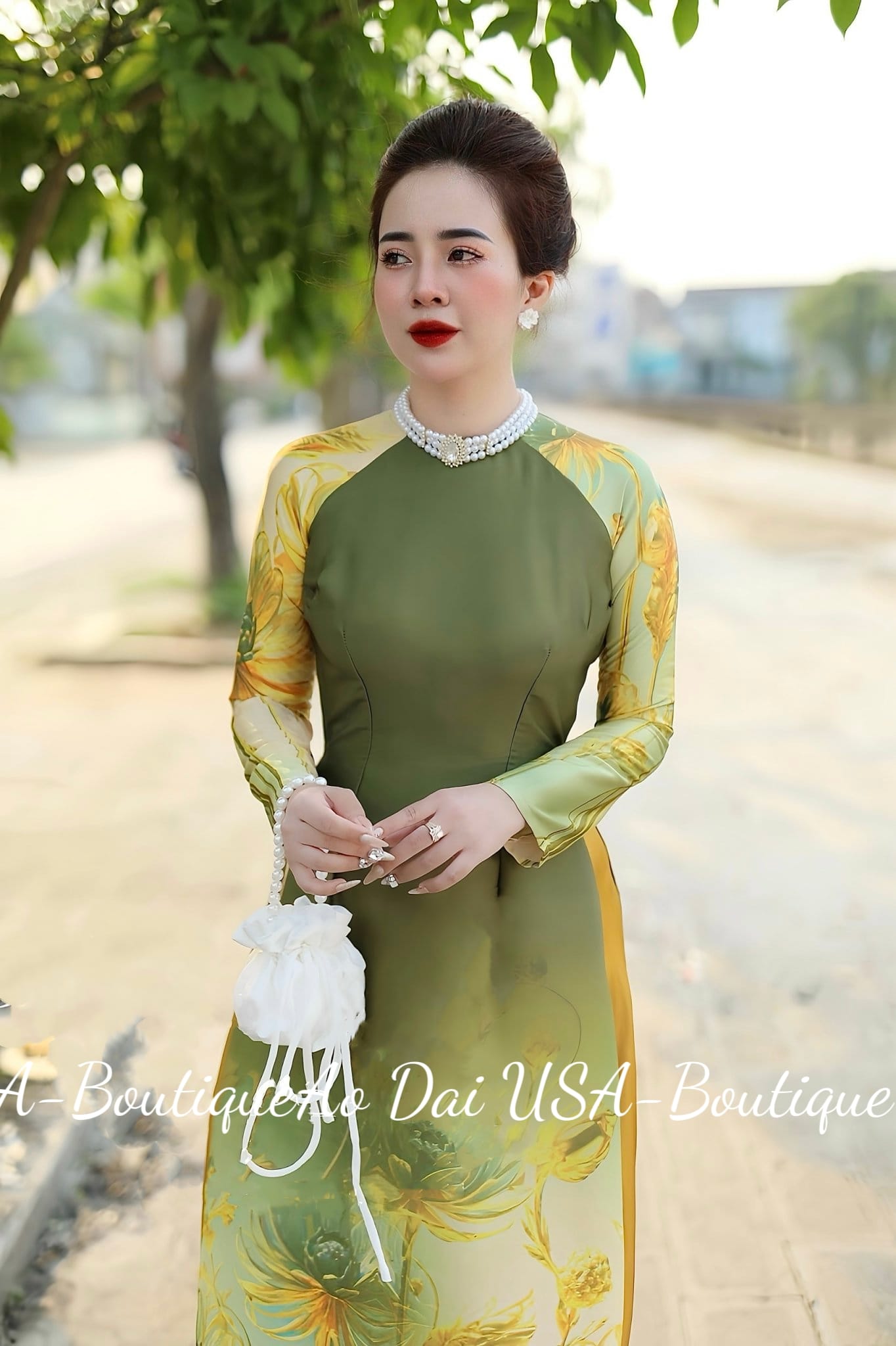 Set Lua Thai Tuan In Flower modernized Ao Dai- TT100