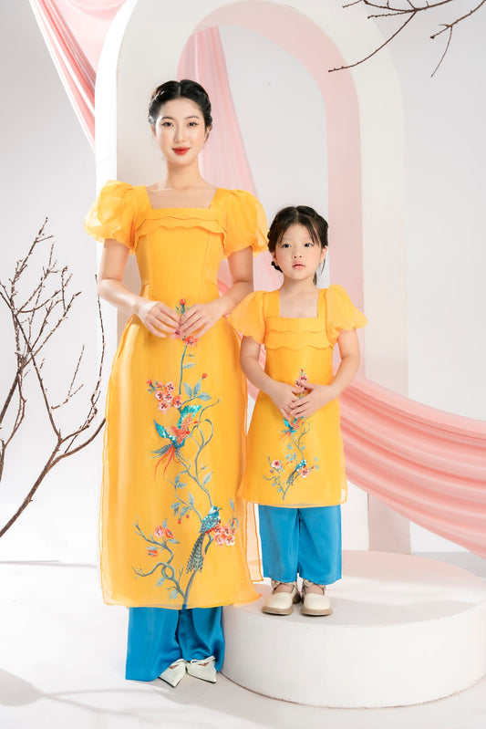 Set Ao Dai Cach Tan matching mom and girls- Pants included