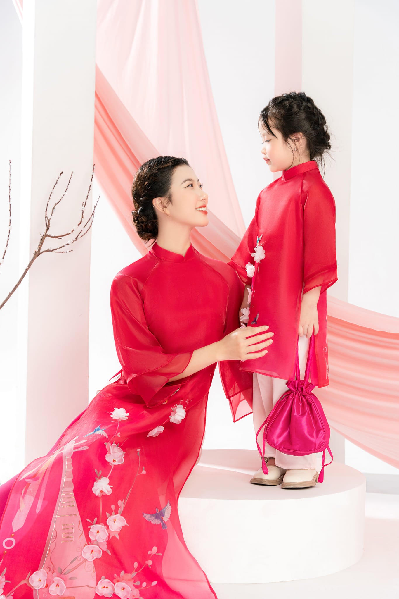 Set Ao Dai Red Color Matching Mom and Girls (Pants included)