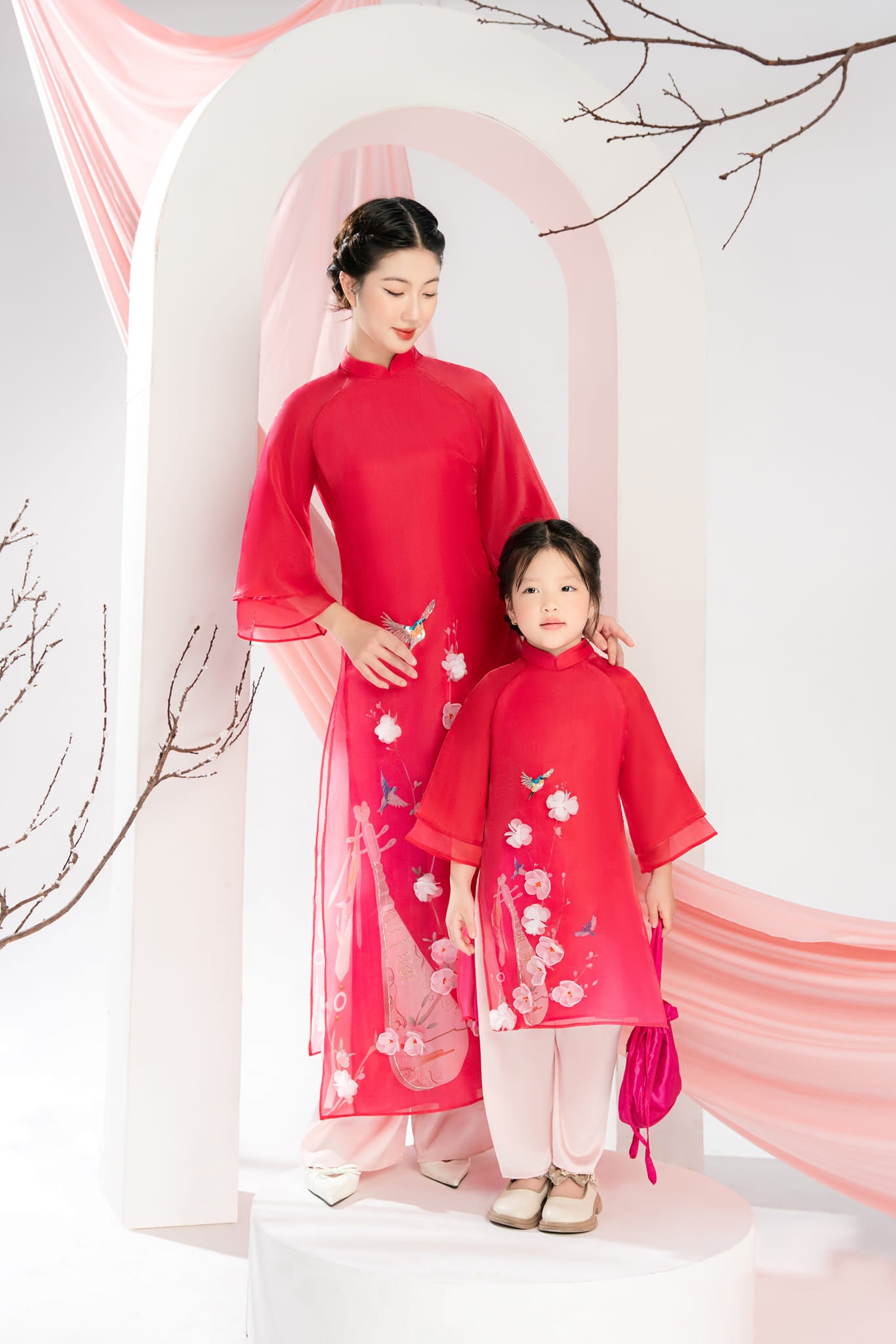 Set Ao Dai Red Color Matching Mom and Girls (Pants included)