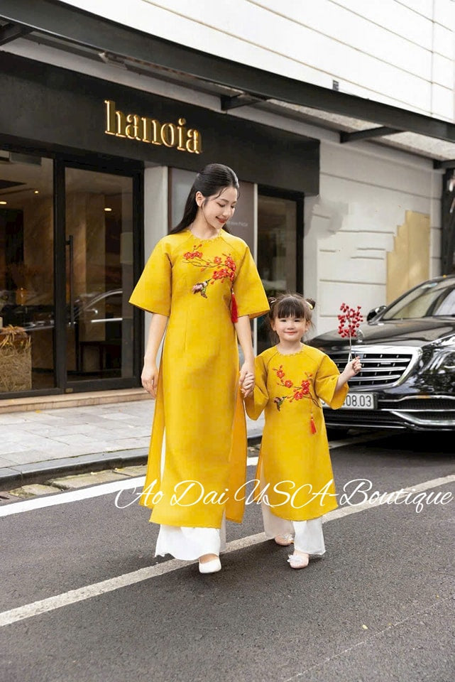 Set Ao Dai Cach Tan Matching Mom And Girls- Pants included