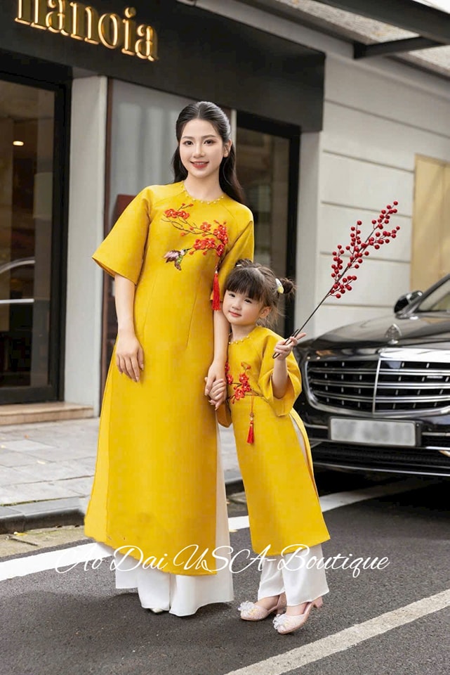 Set Ao Dai Cach Tan Matching Mom And Girls- Pants included