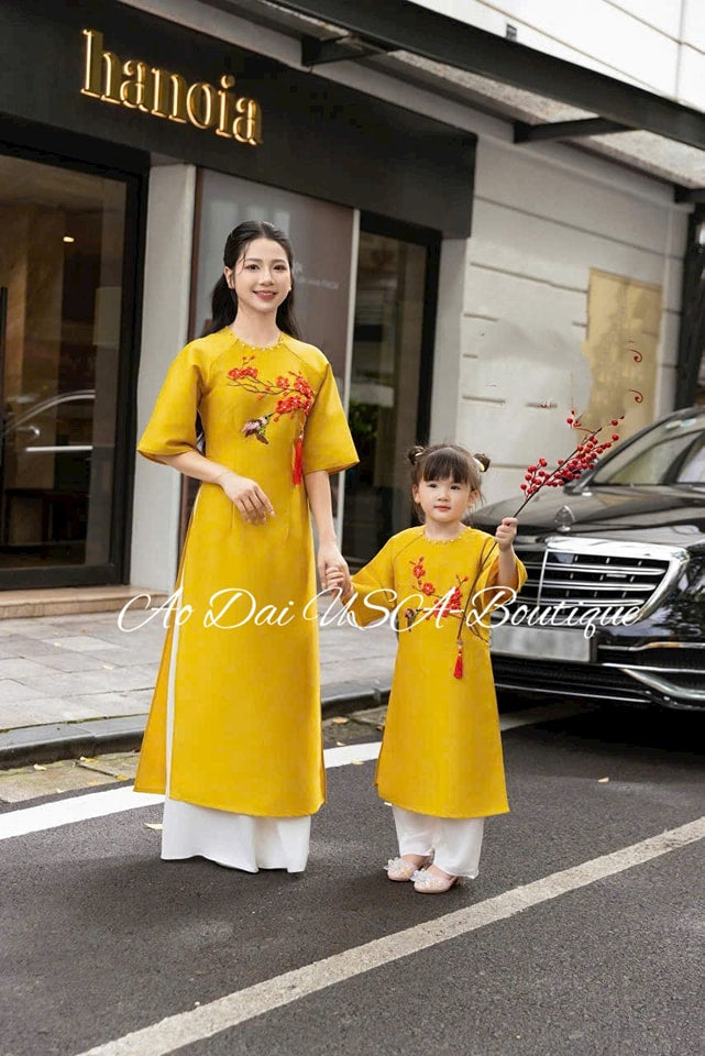 Set Ao Dai Cach Tan Matching Mom And Girls- Pants included