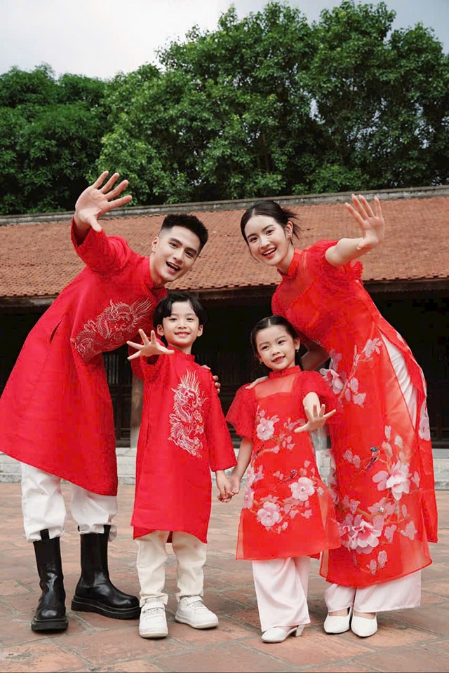 Set Ao Dai Red Color Matching Family for Luna New Year 2025