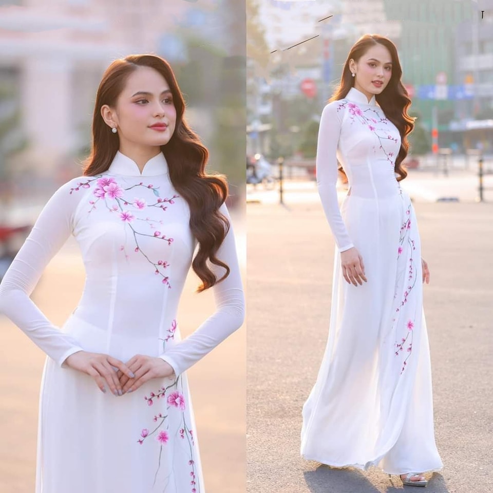 Top Only- Ao Dai Thai Tuan Embroidery flowers