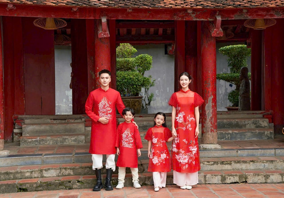 Set Ao Dai Red Color Matching Family for Luna New Year 2025