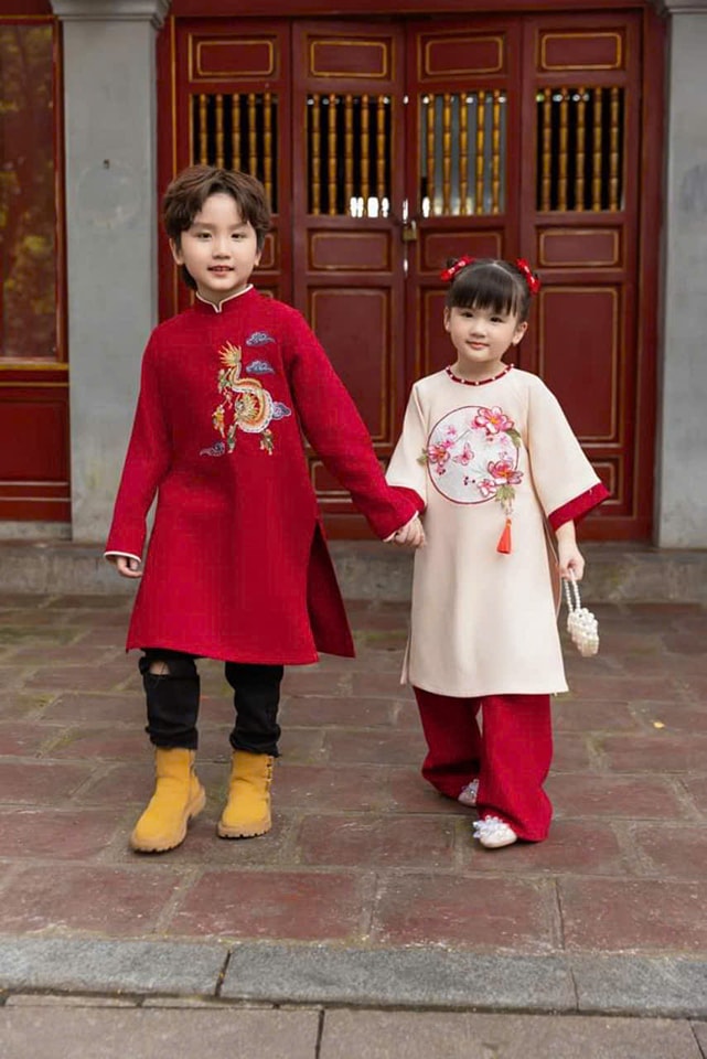 Cream Moon & Red Dragon Matching Ao Dai Set For Luna New Year