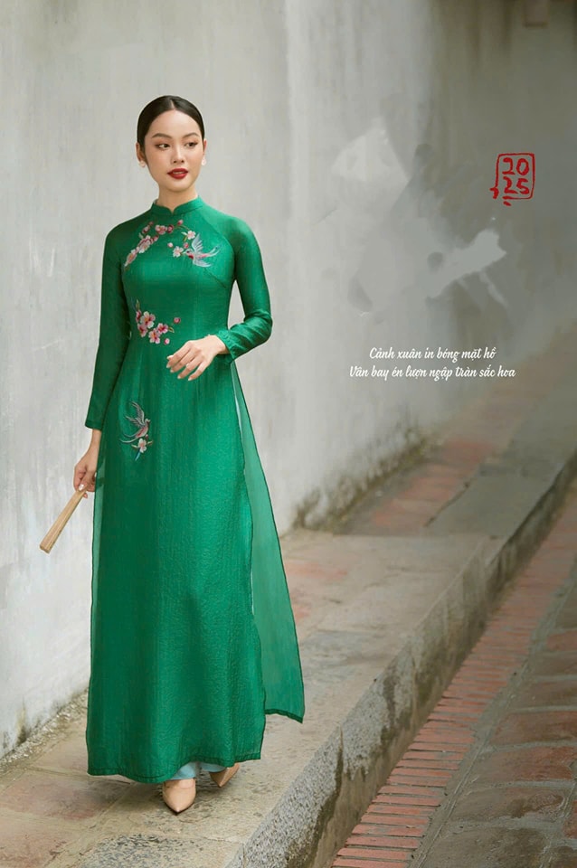Set Ao Dai Cach Tan Flower Green Color - CT238