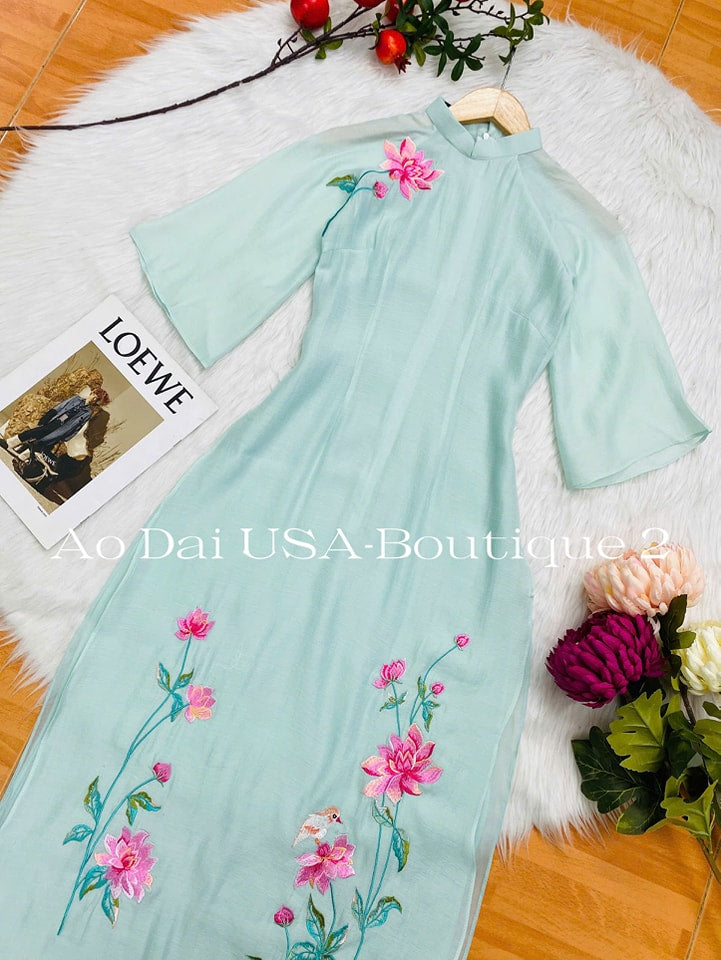 Set Ao Dai Cach Tan Embroidered Flower Blue Color / CT239