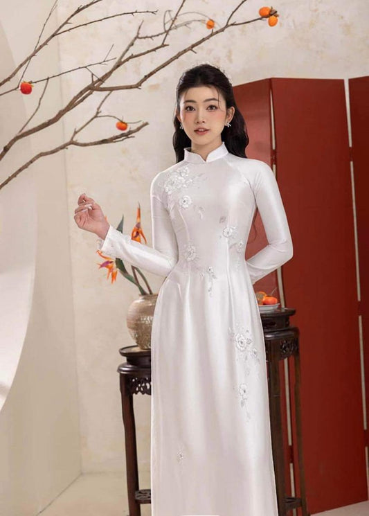 Ao Dai Design with Crystal and embroiled flowers T199