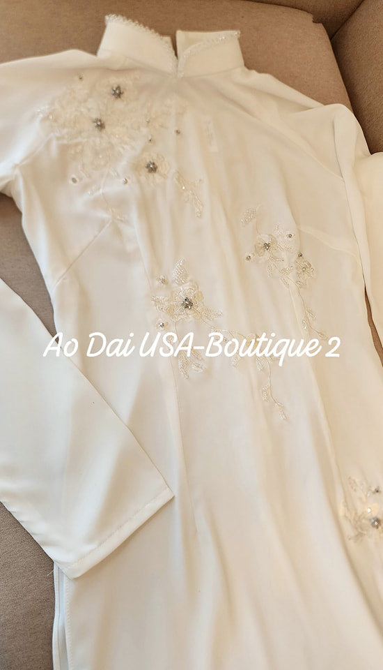Ao Dai Design with Crystal and embroiled flowers T199