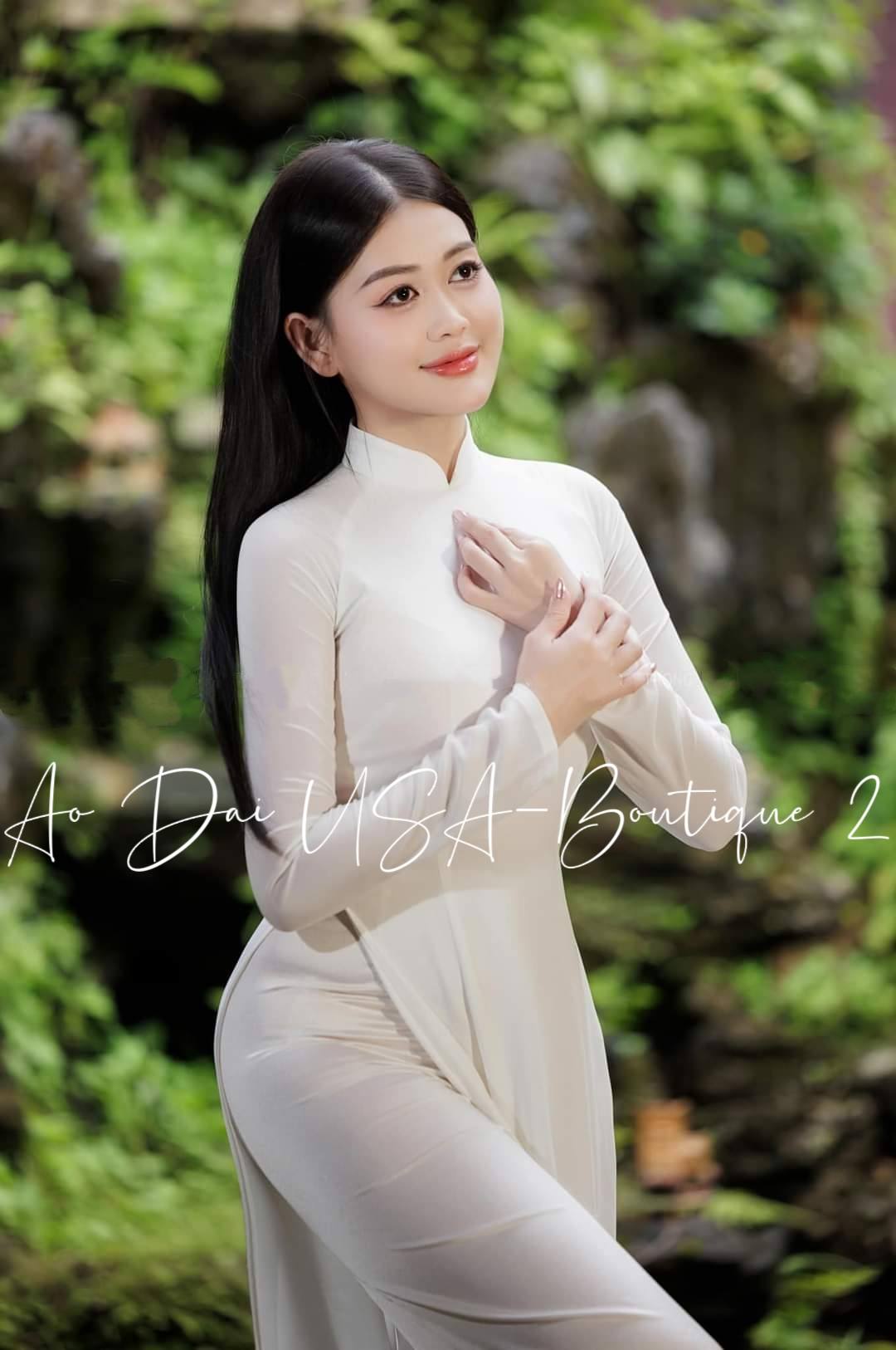 Set Ao Dai Lua Thai tuan white color- pants Inclued/ TT100