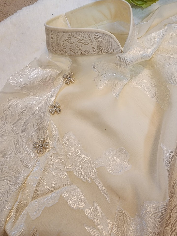 HOA LY Set Ao Dai Cach Tan White Cream Color/Cream Pants included/CT301
