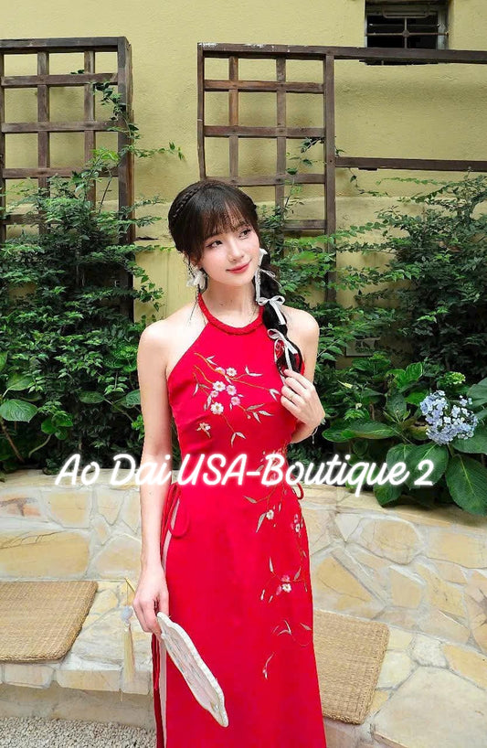 Modern Sleeveless ao dai with embroidery flowers (RED)/Ao dai yếm Women/B253/254