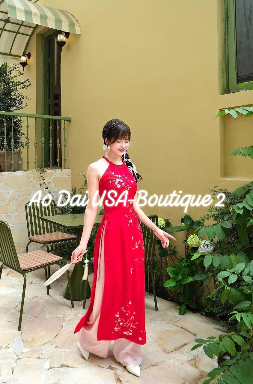 Modern Sleeveless ao dai with embroidery flowers (RED)/Ao dai yếm Women/B253/254