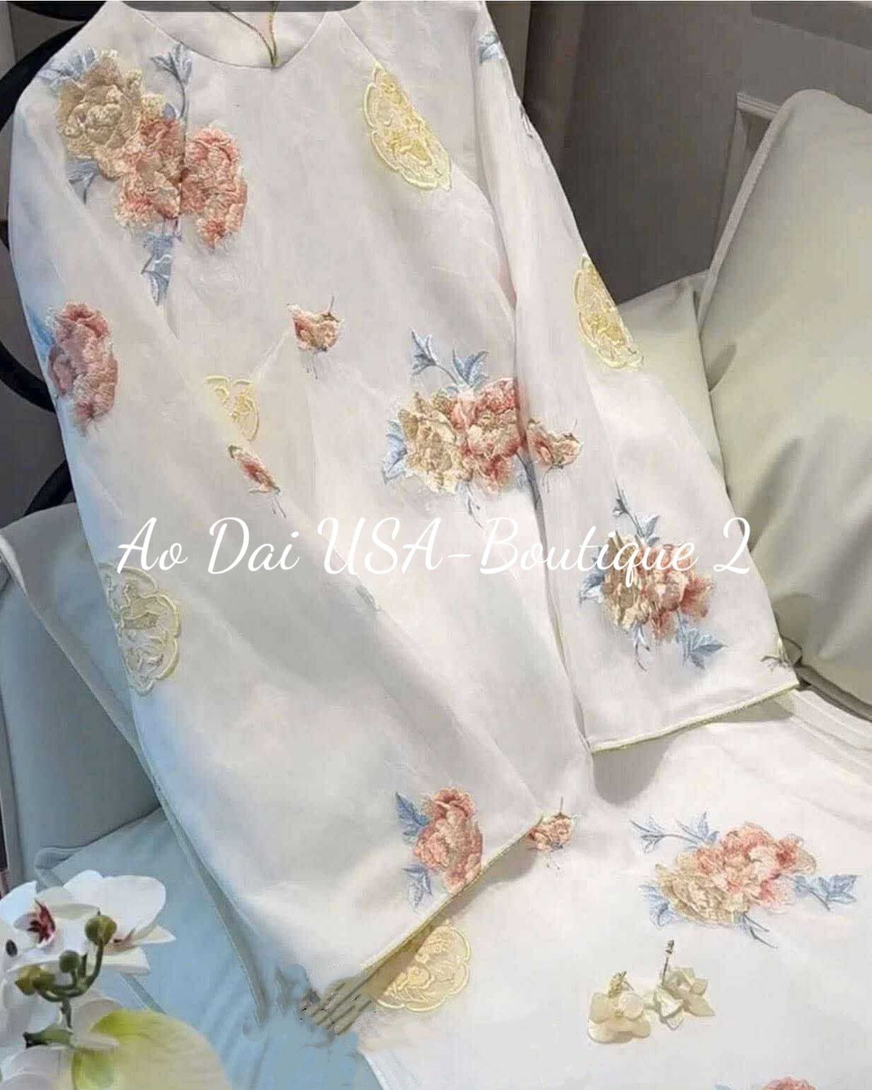 LINH An Set Ao Dai Cach Tan White Color/Pants included/ CT292