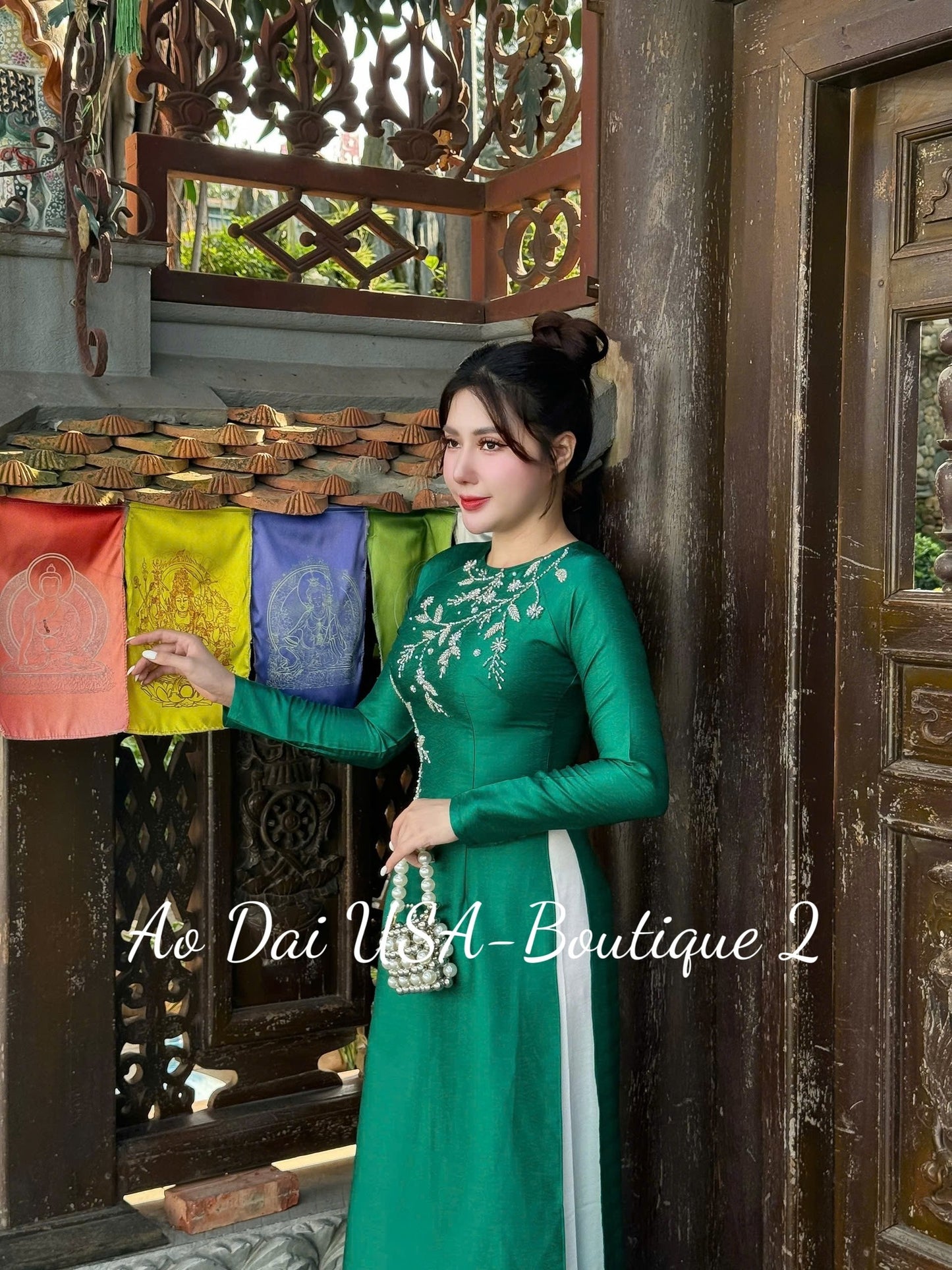 NGOC BICH Set Ao Dai Lua Van Go Embroidered Flowers/pants included/ B13