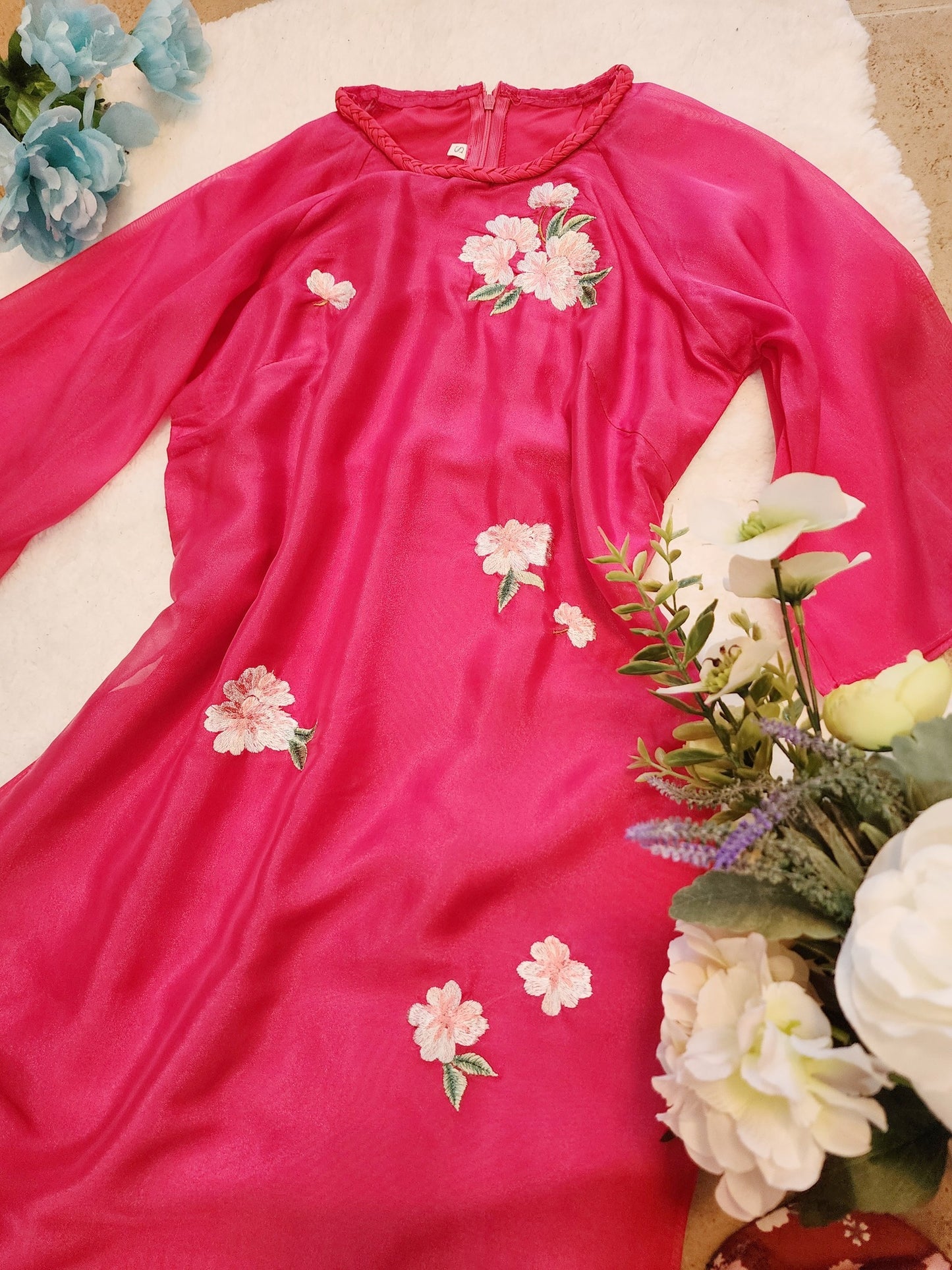 Hot Pink Sparkle Ao Dai Set: Modern Vietnamese Dress with Light Pink Pants CT291