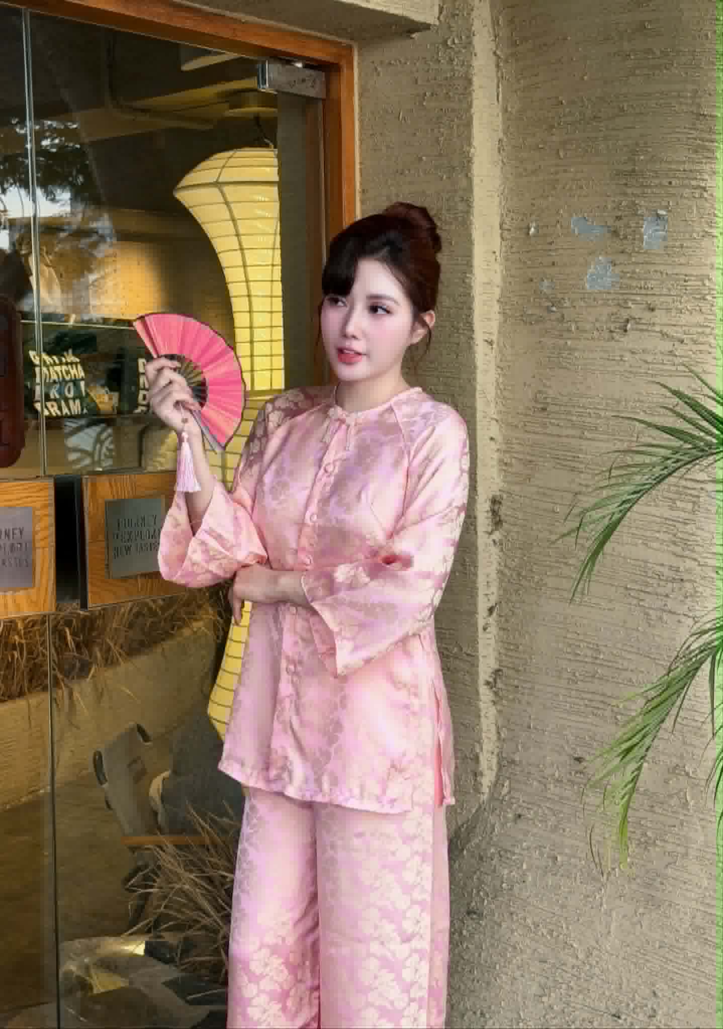 Ao Ba Ba Set/ Modern Vietnamese Phap Phuc with Pants/ Light Pink Color /G350