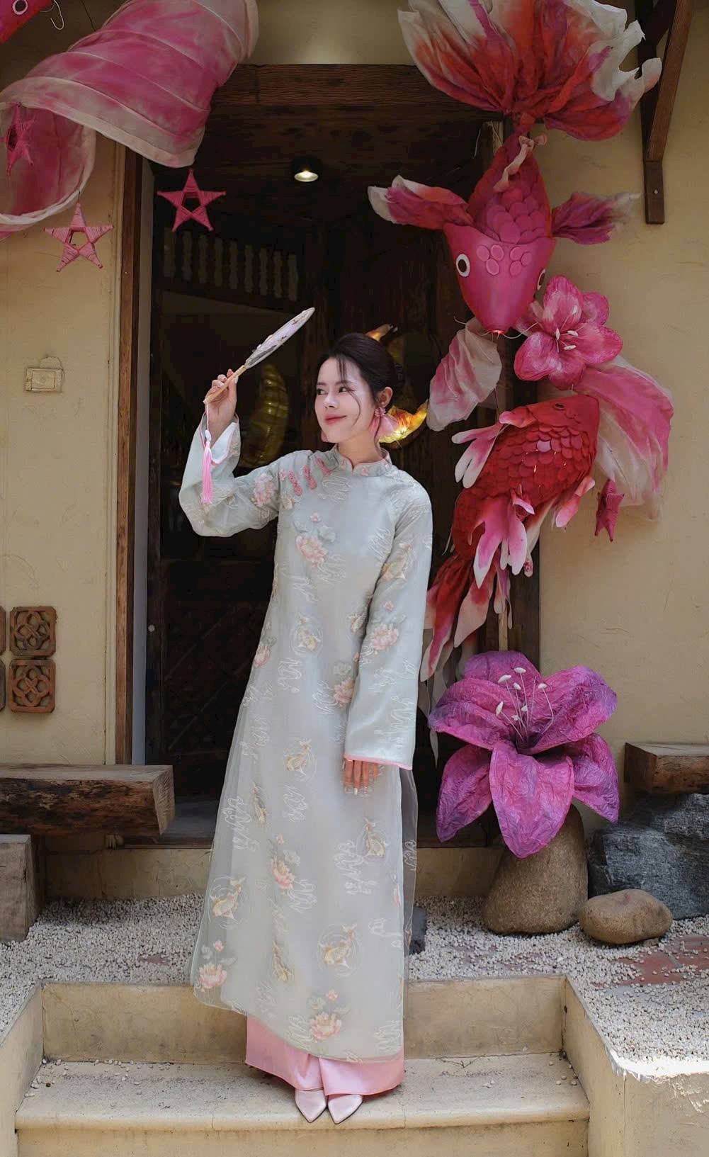 Set Ao Dai Cách tân Blue Color embroidery flowers/Ao Dai Cach Tan Loose Style/ B86