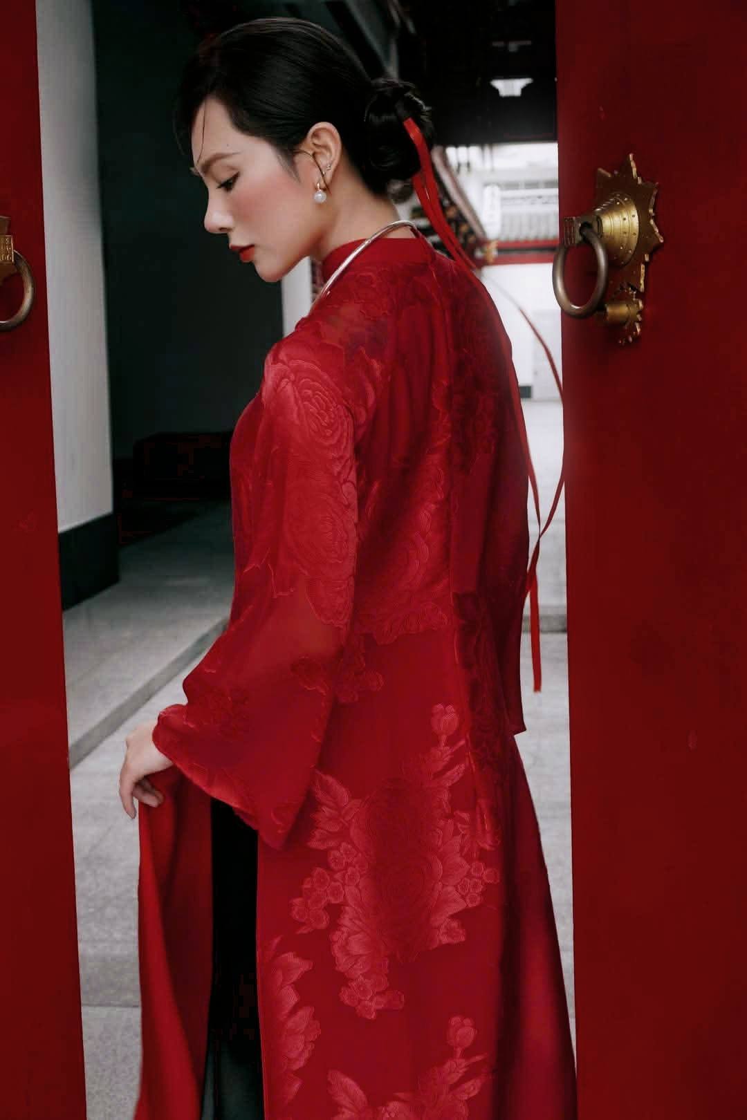 Set Ao Dai Gam Tơ Dark Red With Pants/Morden Ao Dai For Women/ Ao Dai Viet Nam Trendy/B299