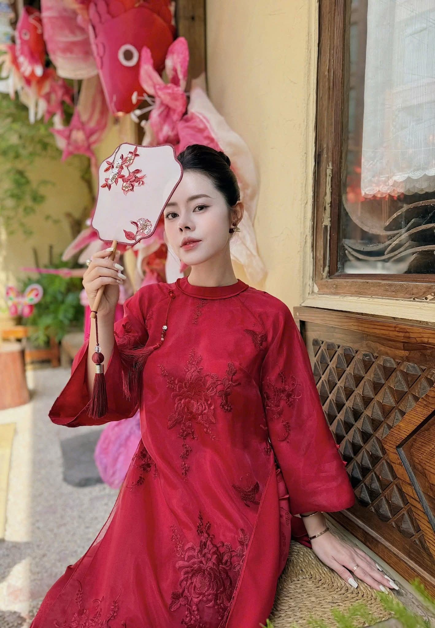 Burgundy Ao Dai Cach Tan Loose Style, Pants Included, Lunar New Year 2026, CT301