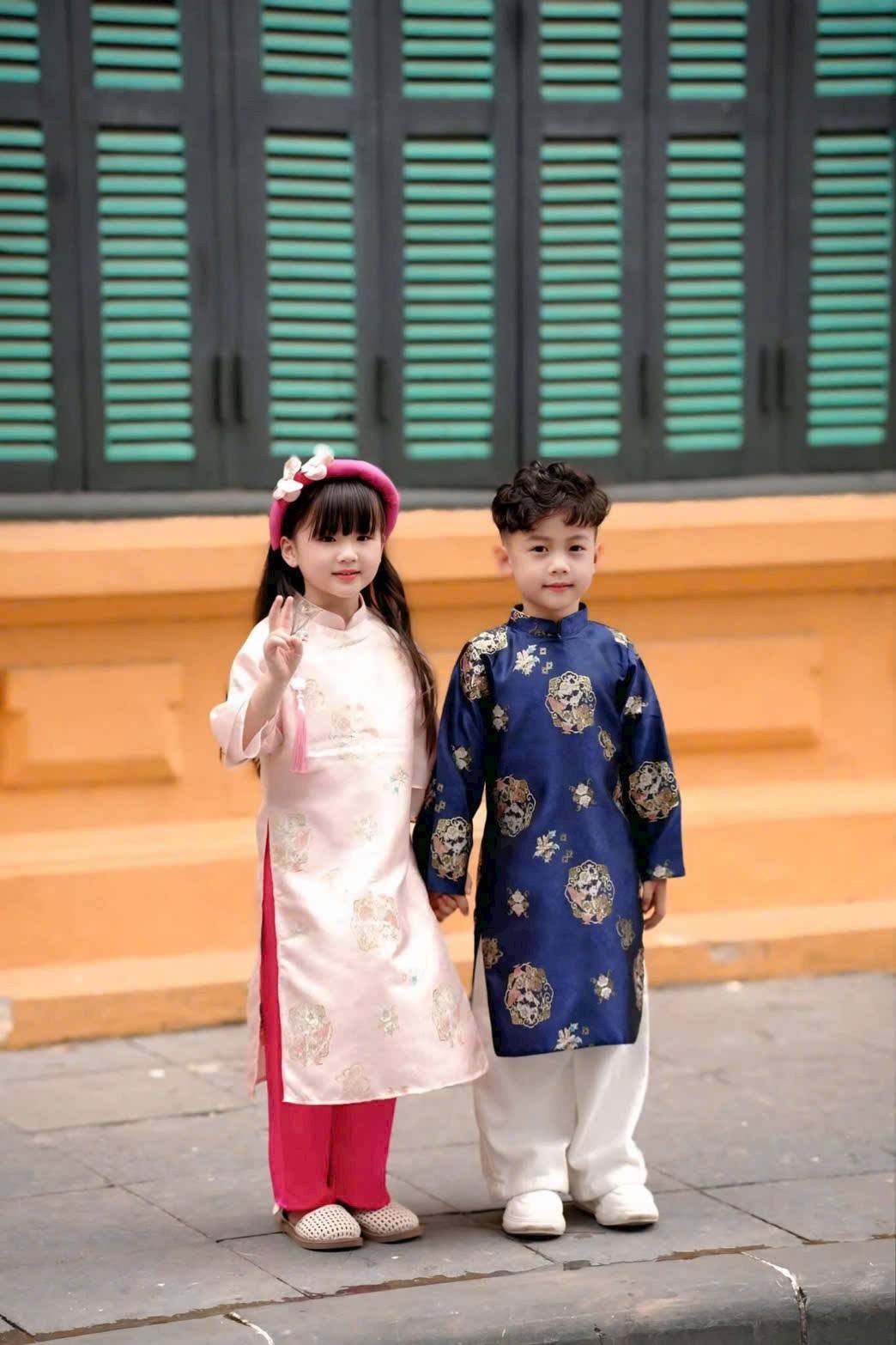 Matching Family Ao Dai Set/ Pink- Blue  Matching Family Spring Ao Dai Set/ Pre-made Ao Dai for Lunar New Year /Ao Dai Gia Dinh Tet 2026