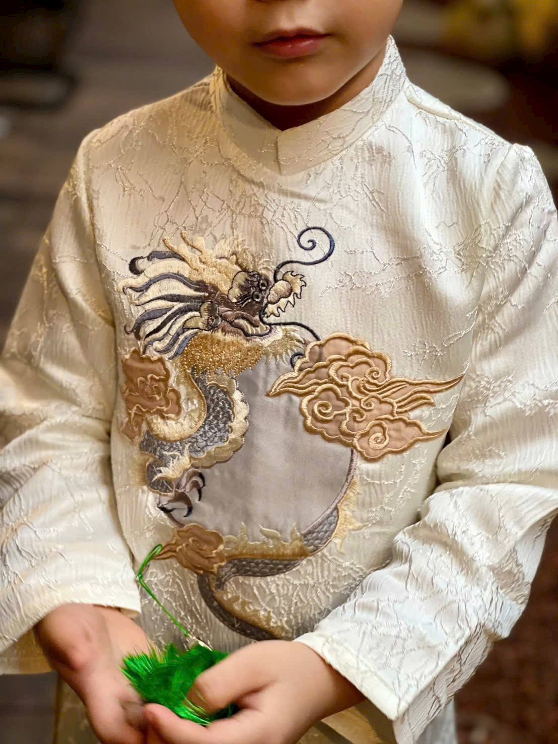 Matching White Ao Dai Set For Men and Boy/ Matching Dad-Boy Dragon / Pre-made Ao Dai Lunar New Year 2026/ Ao Dai Gia Dinh Tet