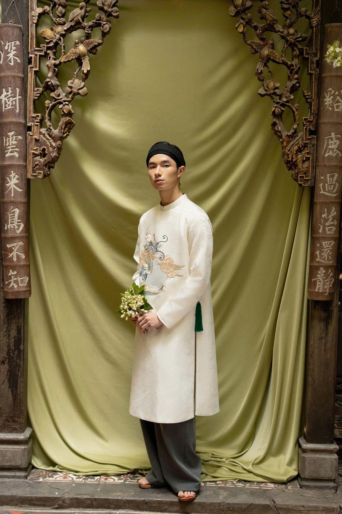 Matching White Ao Dai Set For Men and Boy/ Matching Dad-Boy Dragon / Pre-made Ao Dai Lunar New Year 2026/ Ao Dai Gia Dinh Tet