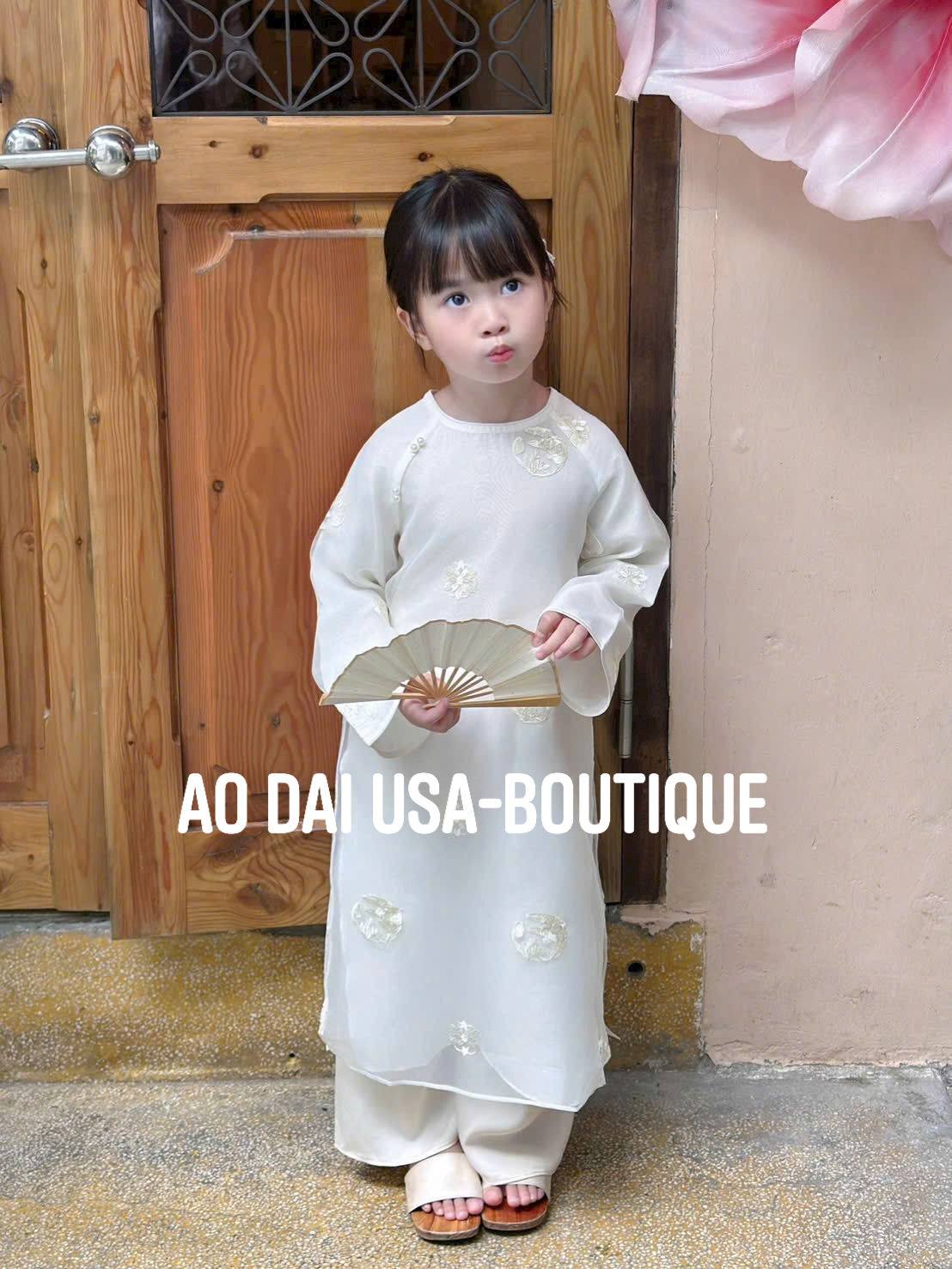 Girls' White Ao Dai Set Embroidered/Modern Vietnamese Dress/ Lunar New Year 2026