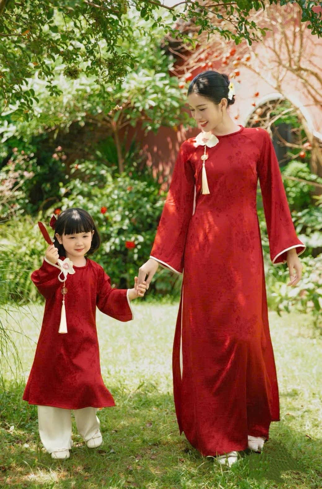 Matching Family Spring Ao Dai Set/ Pre-made Ao Dai for Tet/ Lucky red ribbon Ao dai /Modern Vietnamese Lunar New Year Outfit 2026