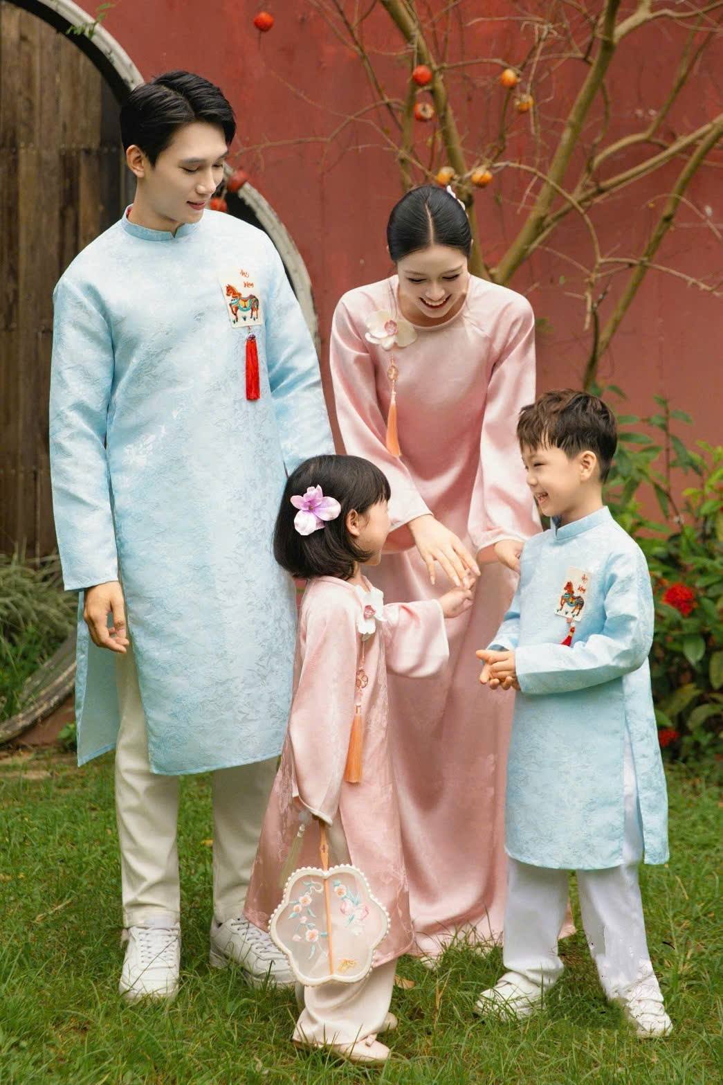Matching Family Blue And Pink Ao Dai Set/ Ao Dai Gia Dinh Tet 2026/ GD2