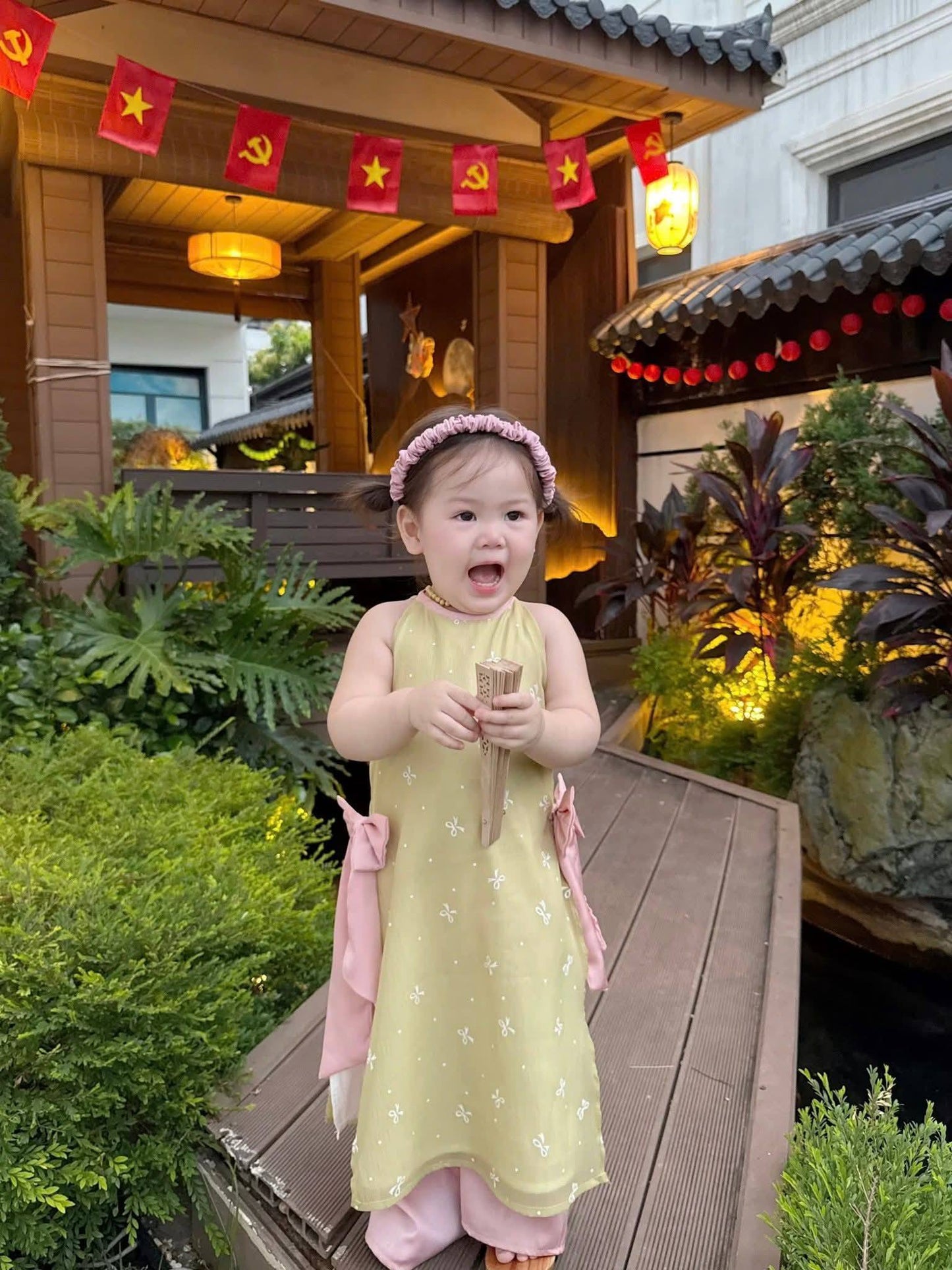 Girls Floral Ao Dài Yếm Cach Tan (2 colors), Ao Dai For Baby girl/ Vietnamese Lunar New Year Outfit/ G342