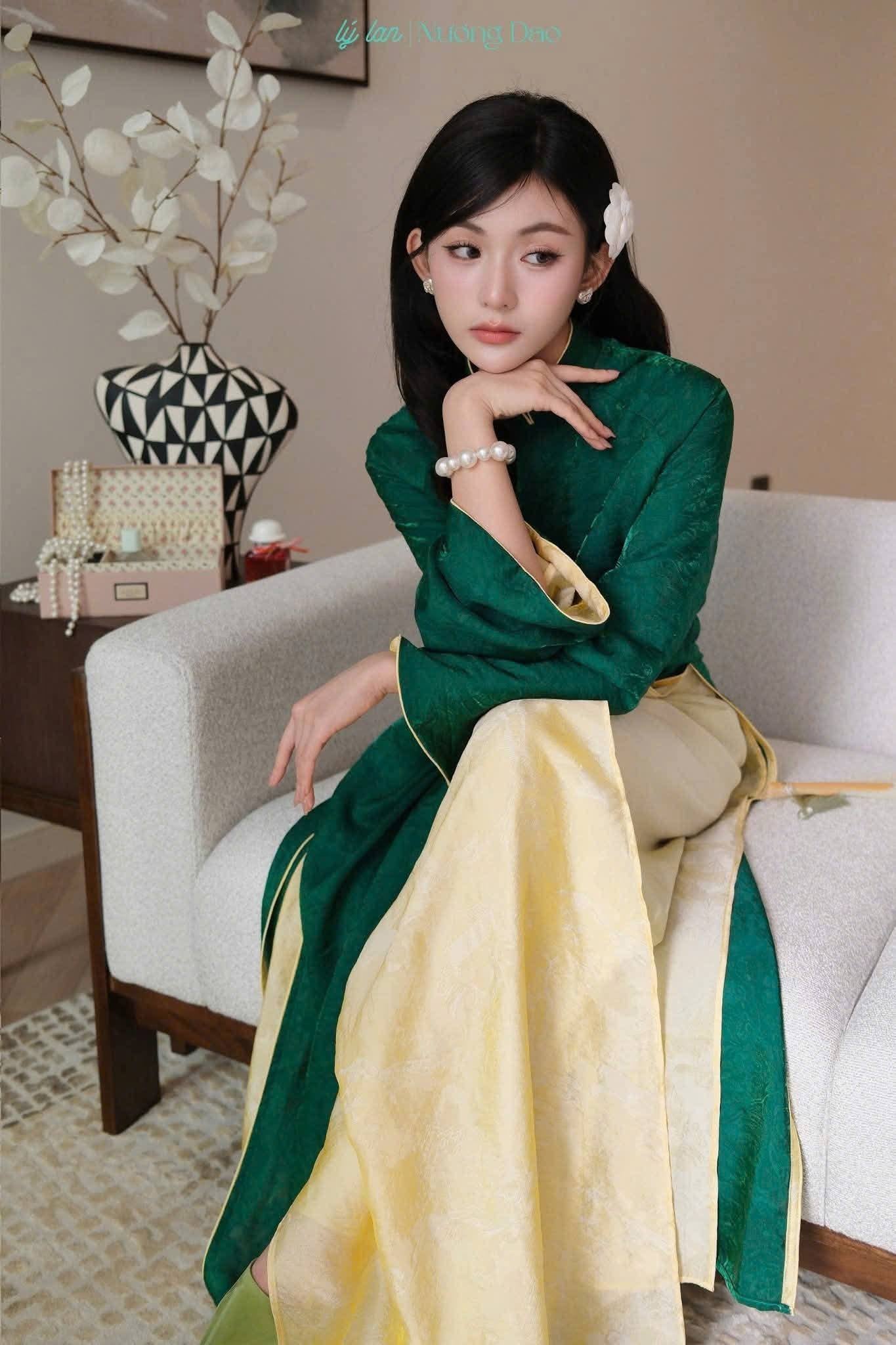 Set Ao Dai Lua Tence Green color Double layers Green and Yellow/Set Ao Dai Design for Women/Ao Dai Trending For her/ B303