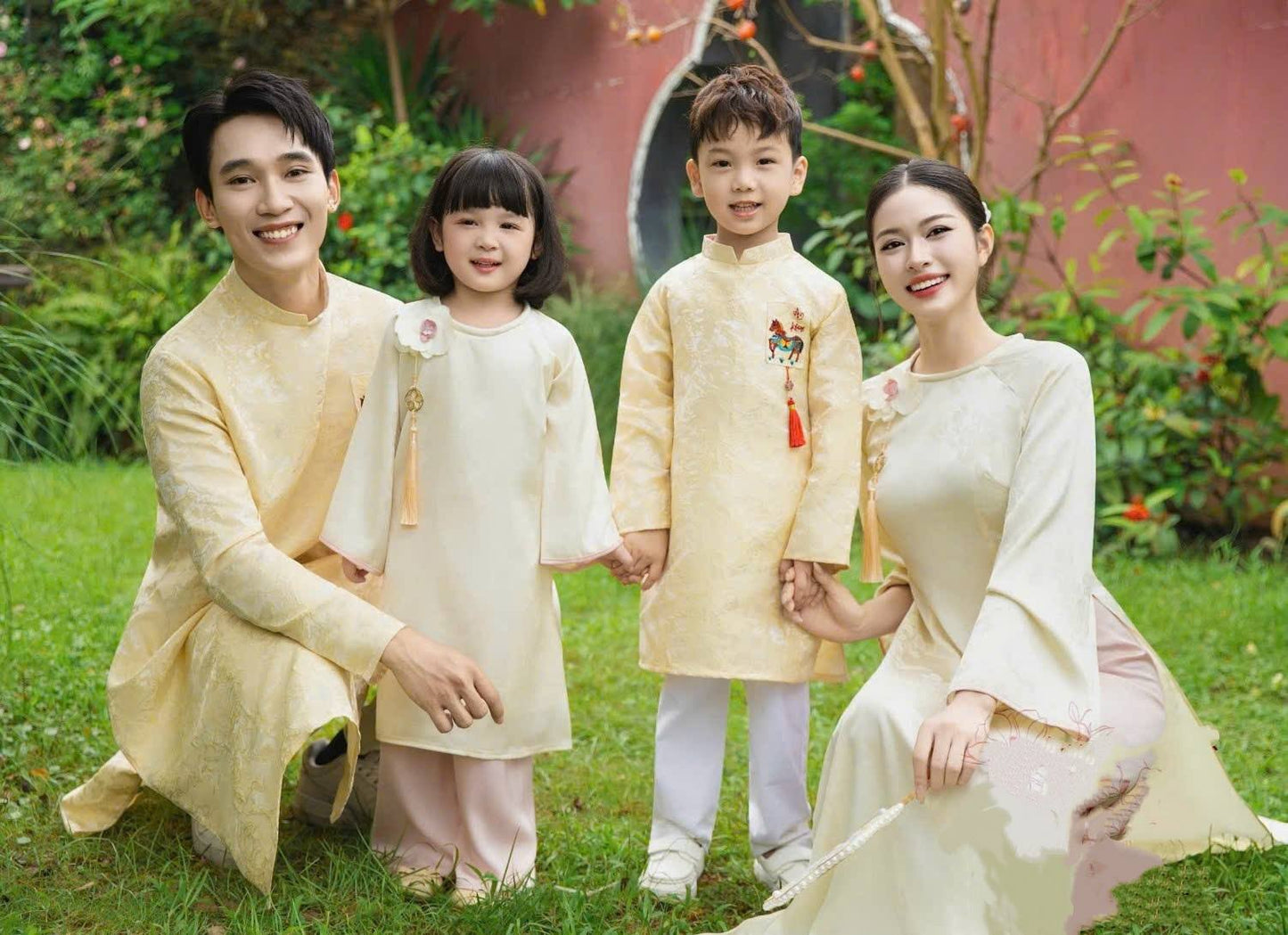 Matching Family Light Yellow and Cream Ao Dai Set/Ao Dai Gia Dinh Tet 2026/ GD2