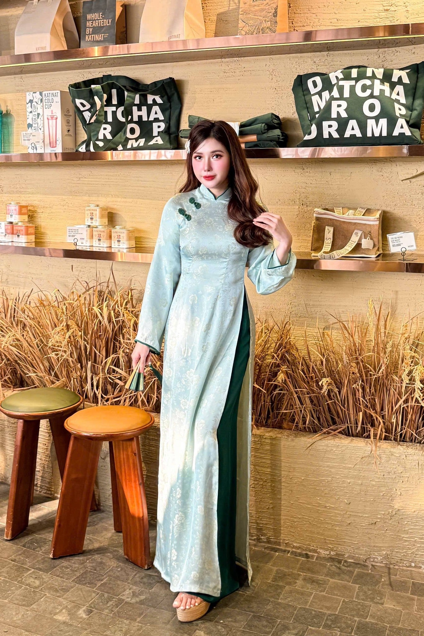 Set Ao Dai Lua To Tam /Vietnamese Traditional Long Dress with Green Pants/ B232