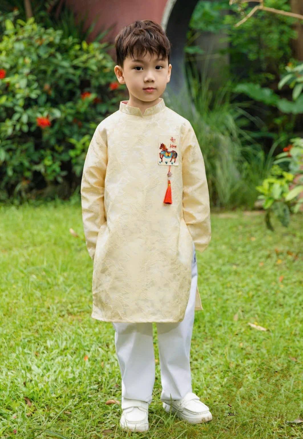 Matching Family Light Yellow and Cream Ao Dai Set/Ao Dai Gia Dinh Tet 2026/ GD2