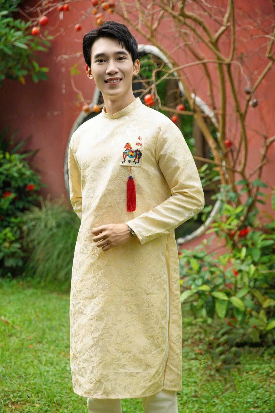 Matching Family Light Yellow and Cream Ao Dai Set/Ao Dai Gia Dinh Tet 2026/ GD2