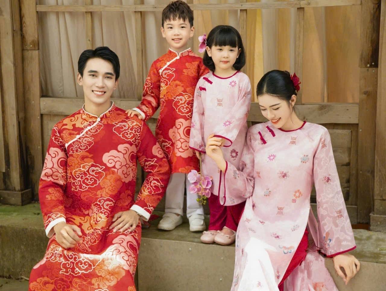 Matching Family Ao Dai Set Red and Pink/Ao Dai Gia Dinh Tet/ Modern Outfit B56