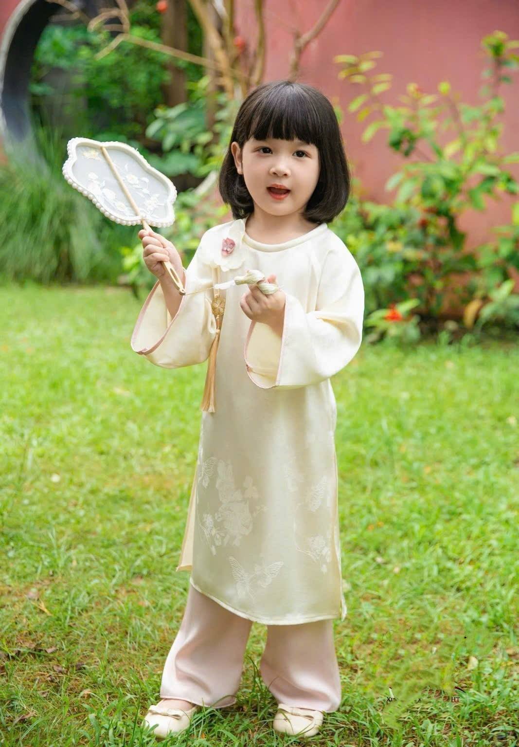 Matching Family Light Yellow and Cream Ao Dai Set/Ao Dai Gia Dinh Tet 2026/ GD2